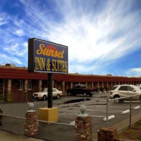 Sunset Inn&Suites West Sacramento Buitenkant foto