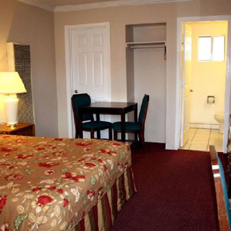 Sunset Inn&Suites West Sacramento Buitenkant foto